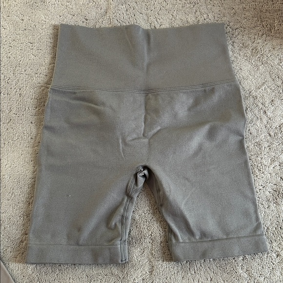 Women's Multi-Color Shorts Set - Picture 7 of 7